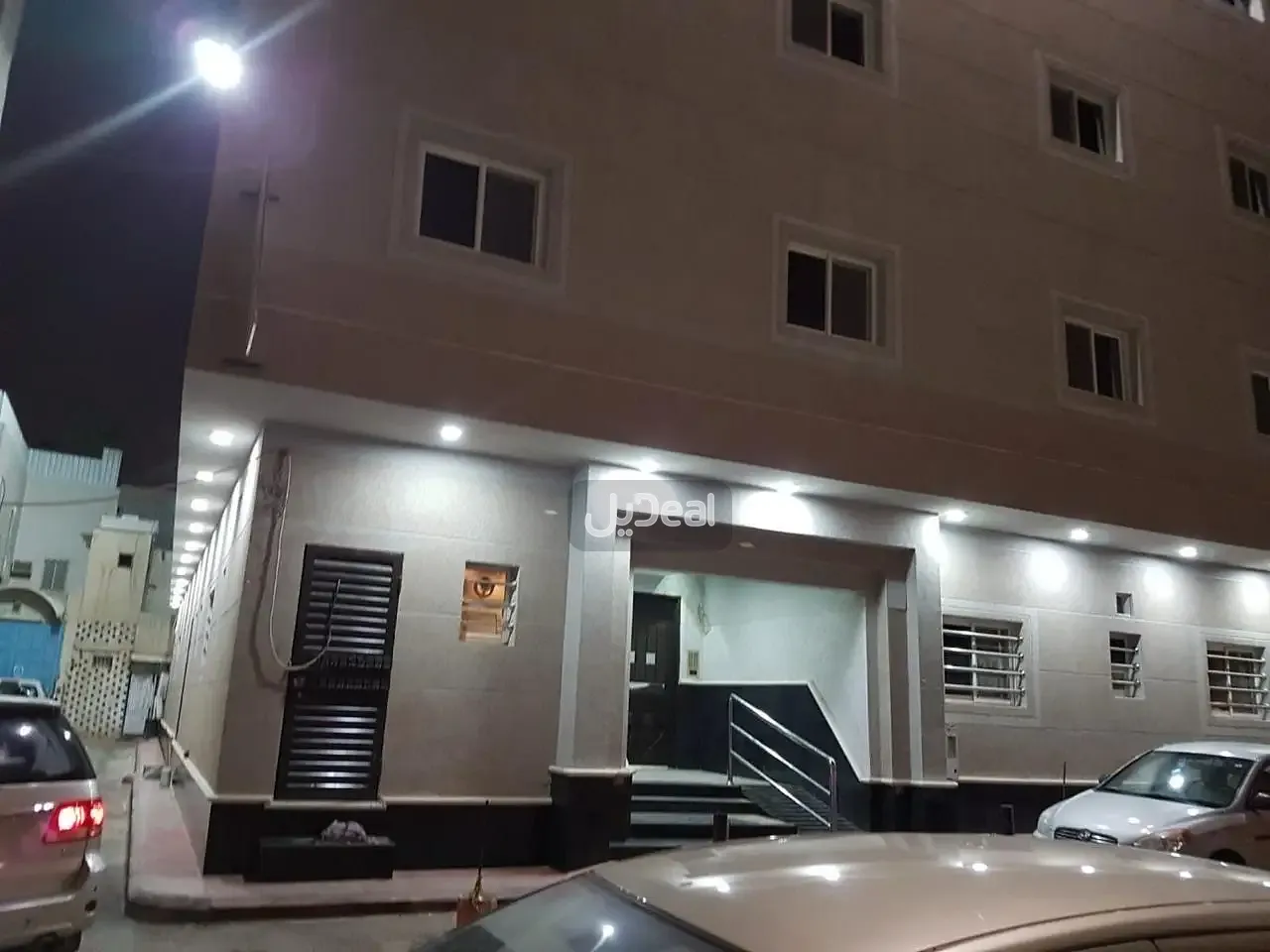 حي  العمل  بمدينة الرياض .