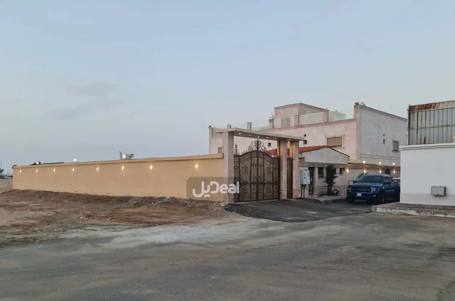 حي  الزمرد  بمدينة جدة .