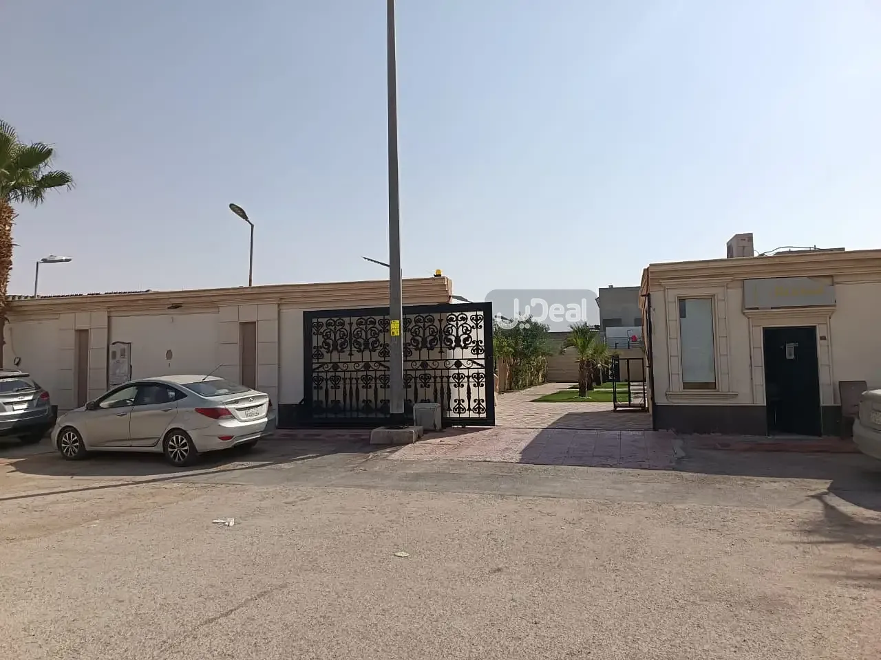 إستراحة للبيع