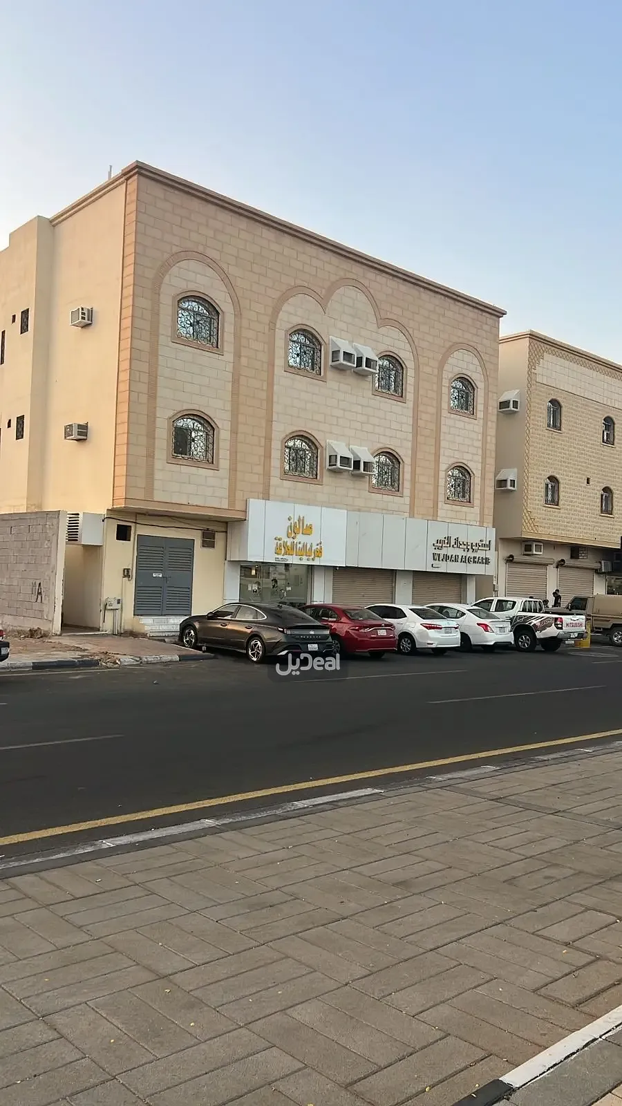 ارض للإيجار