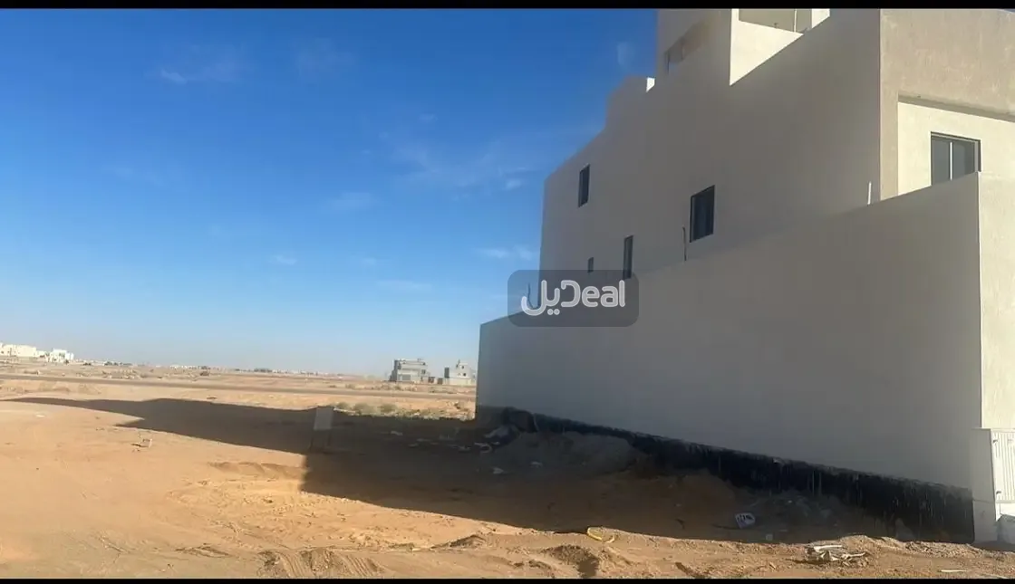 ارض للبيع