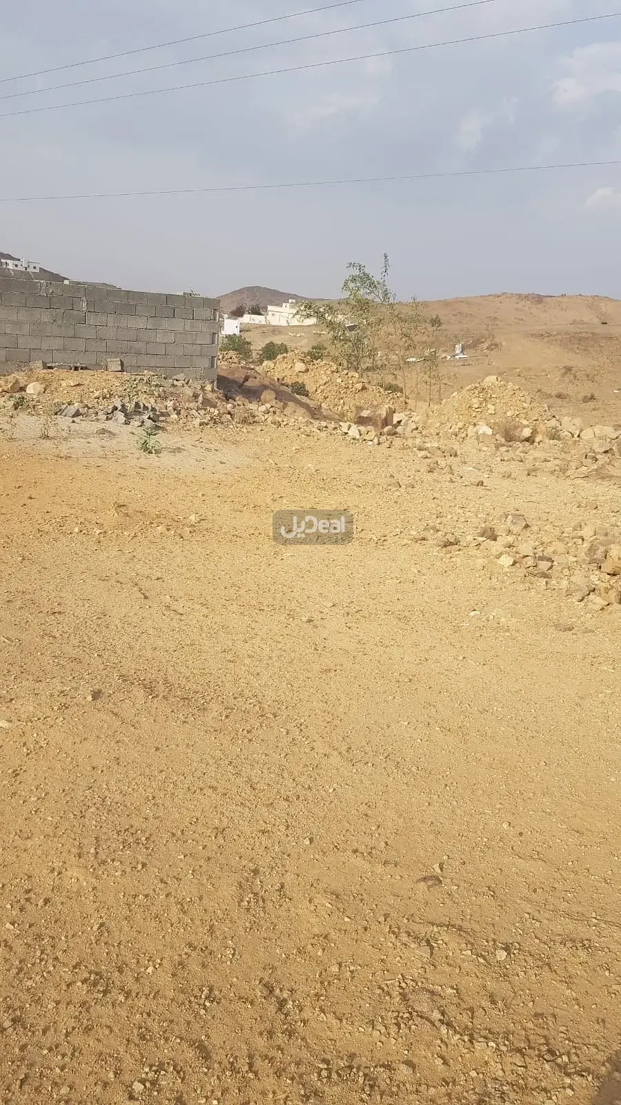 ارض للبيع