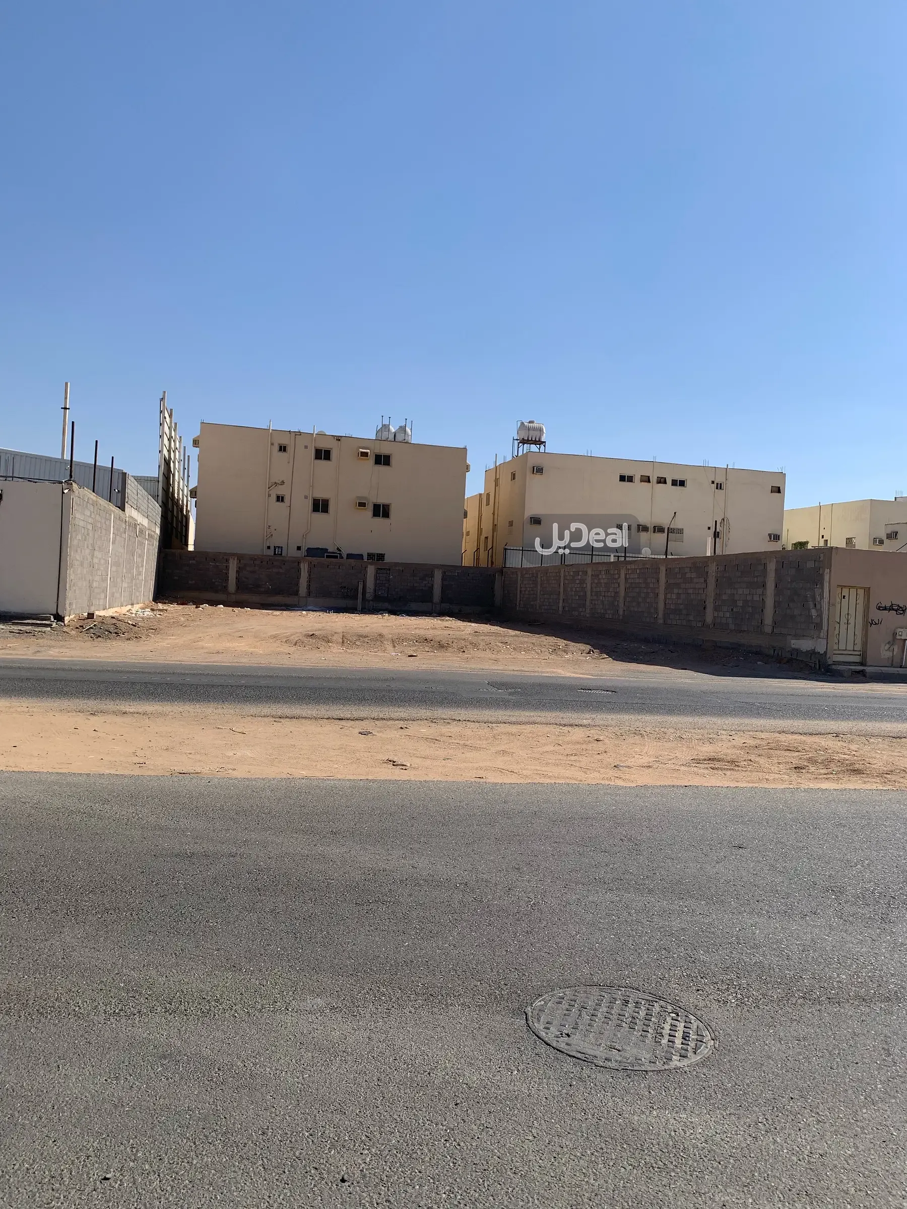 ارض للإيجار