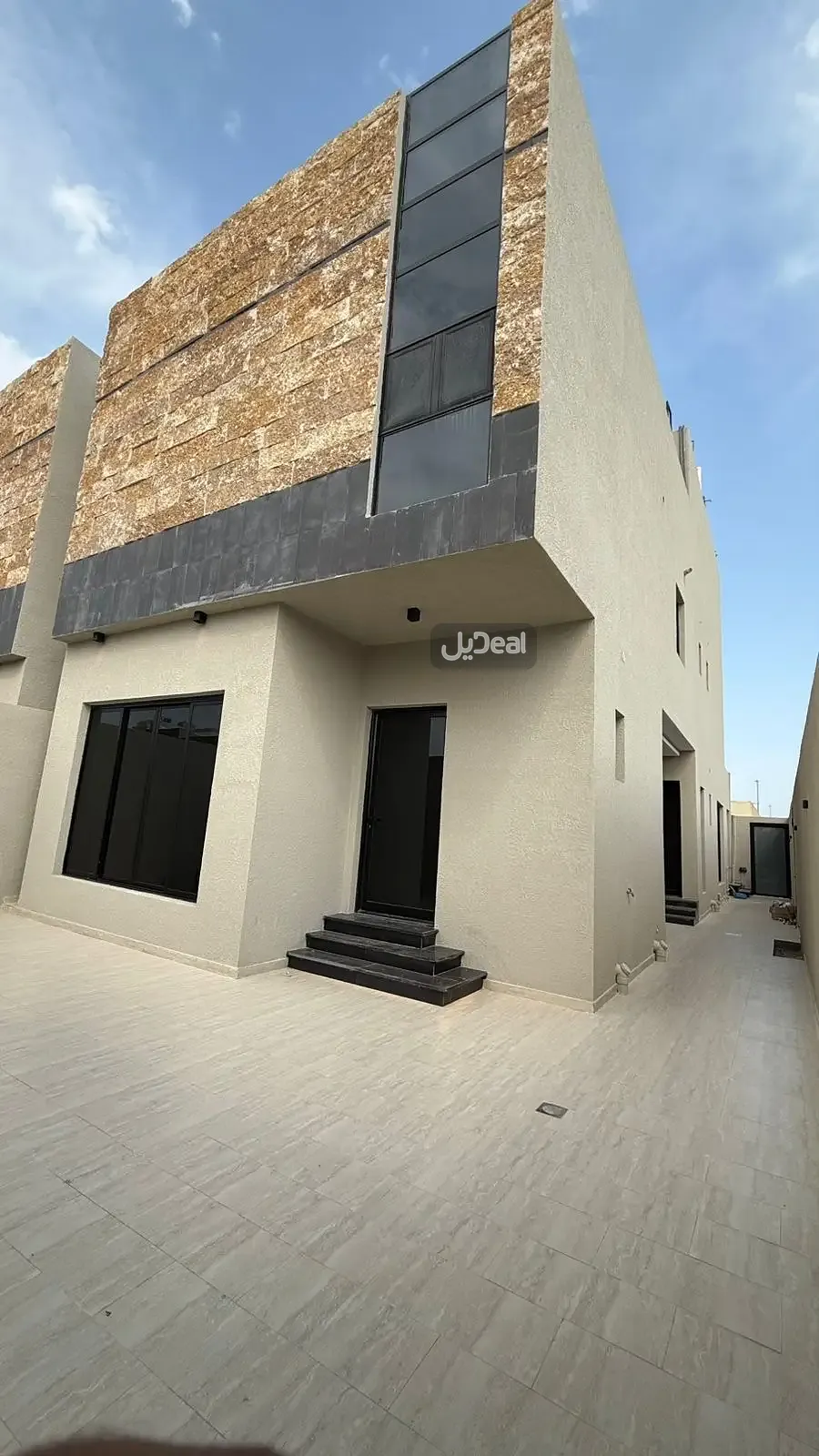 حي الرابع/المجاورة الساب  الواقعة في مخطط 1 / 294 في  حي ضاحية الملك فهد في  مدينة البيضاء