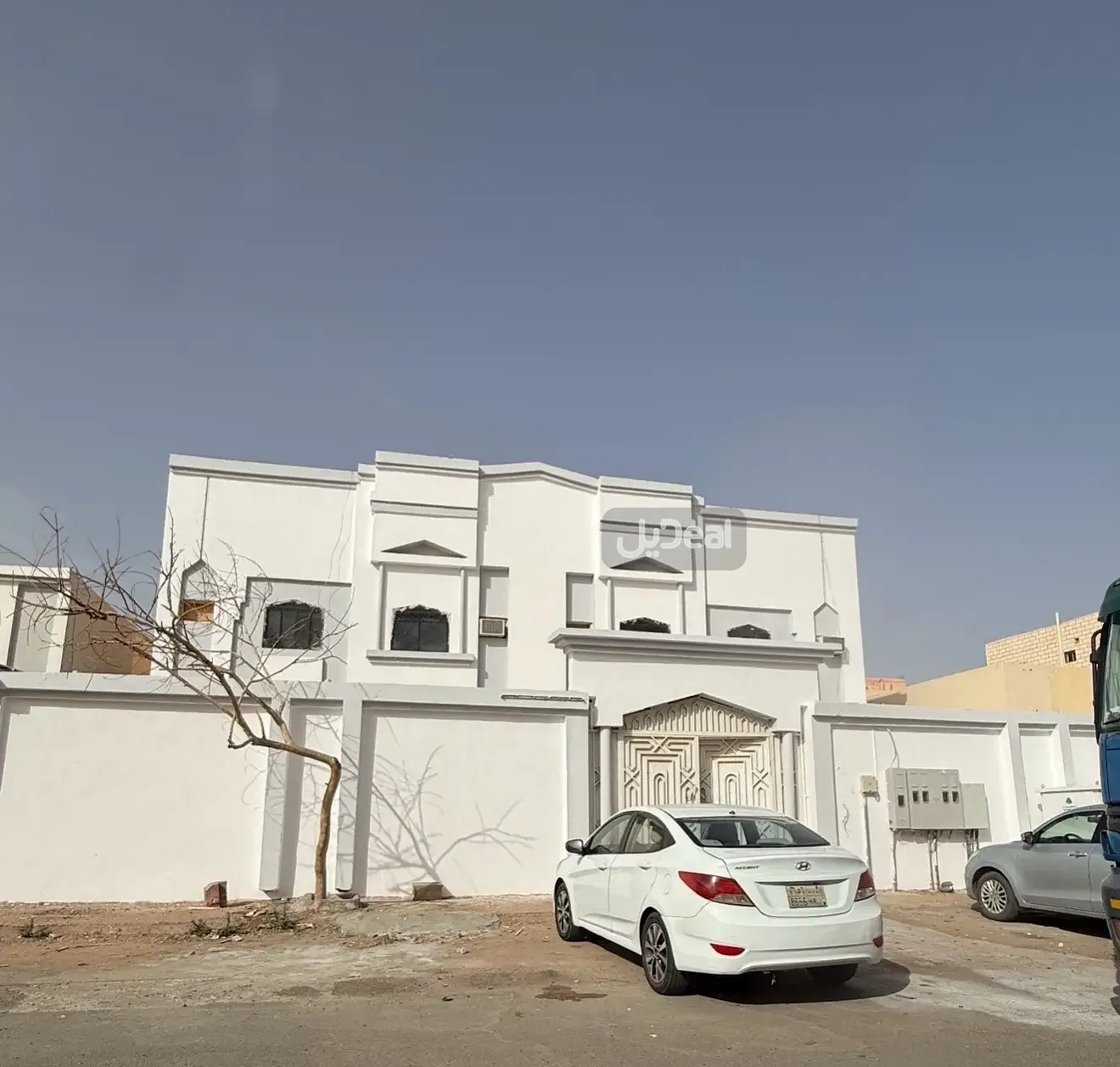 حي  العاقول  بمدينة المدينة المنورة .